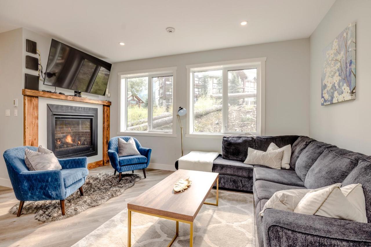 Ski In Ski Out With Huge Game Room And Hot Tub Fernie Exterior foto
